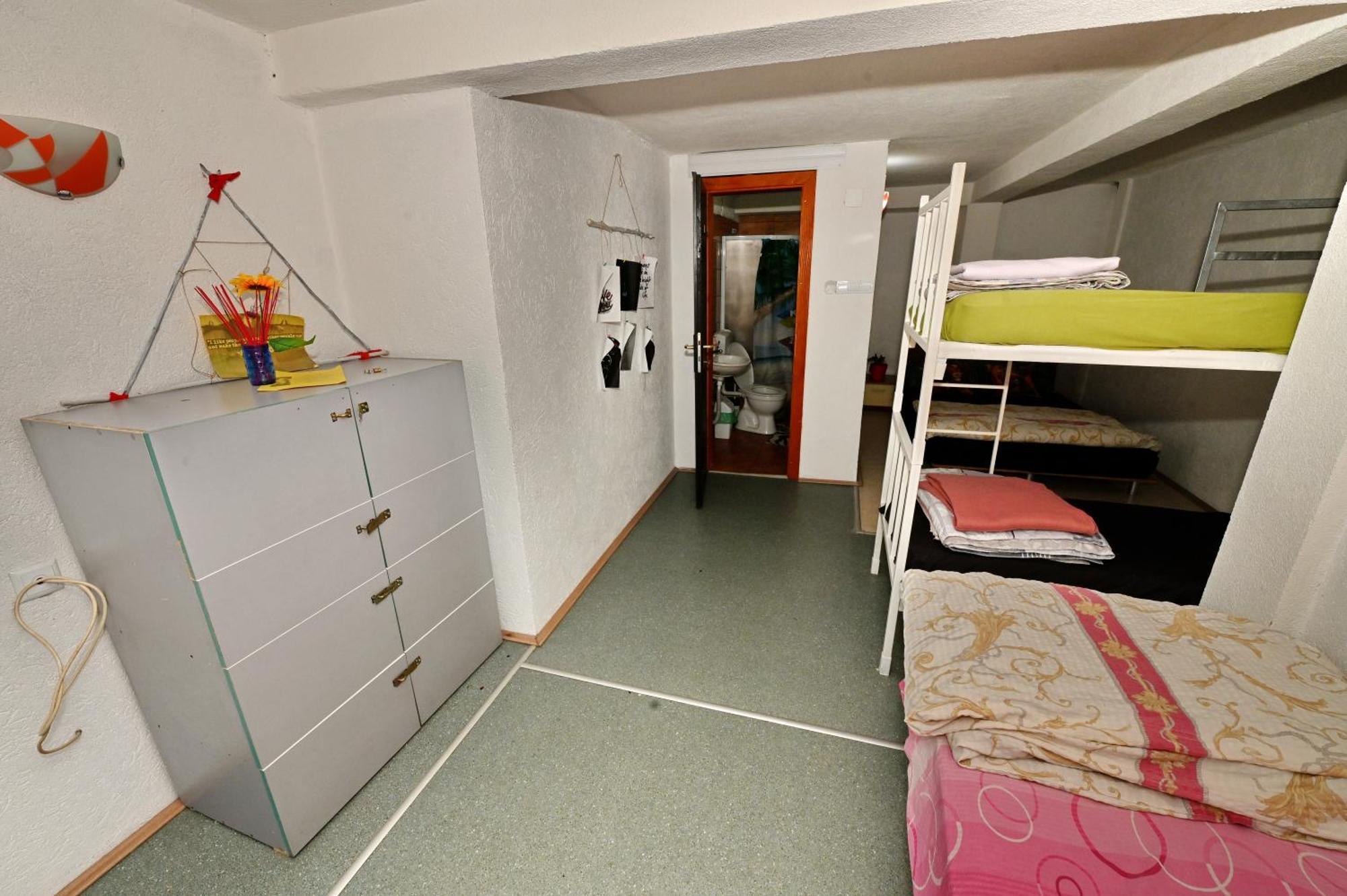 Blue Lake Hostel Ohrid Extérieur photo
