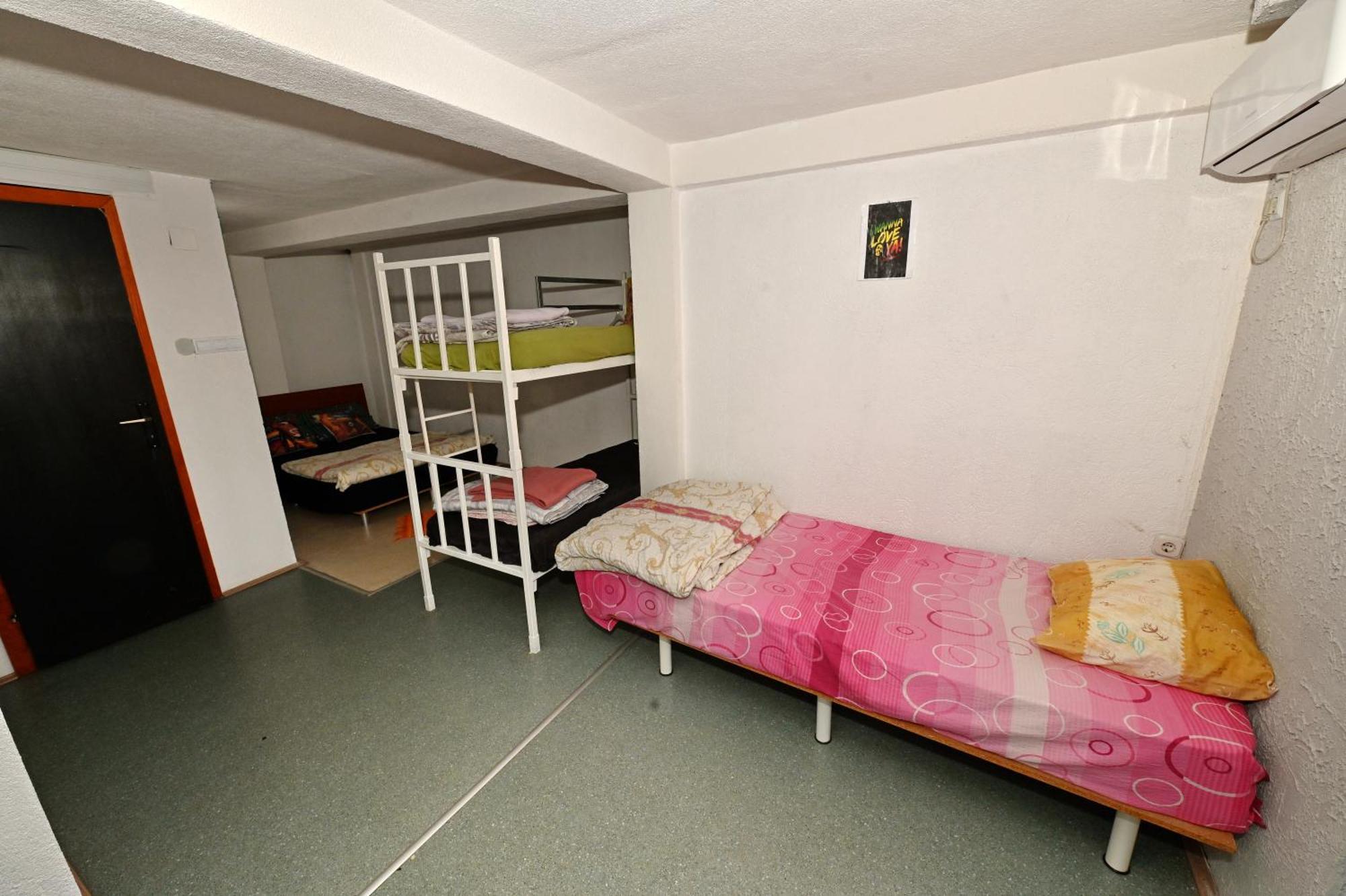 Blue Lake Hostel Ohrid Extérieur photo