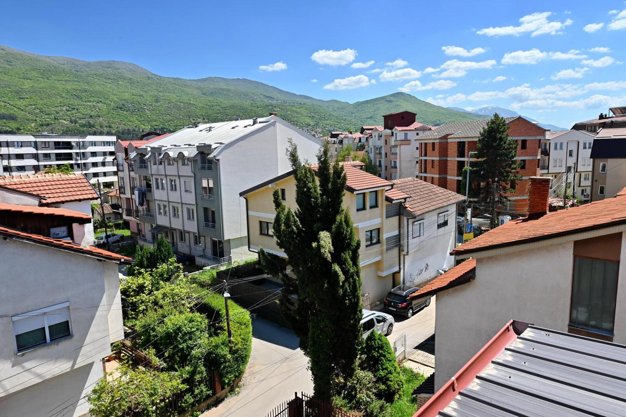 Blue Lake Hostel Ohrid Extérieur photo